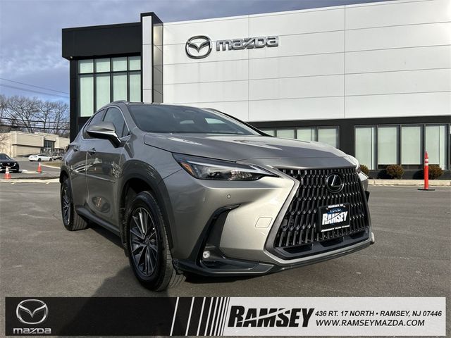 2022 Lexus NX 350h Premium