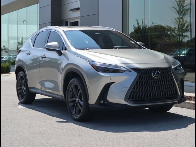 2022 Lexus NX 450h+ Luxury