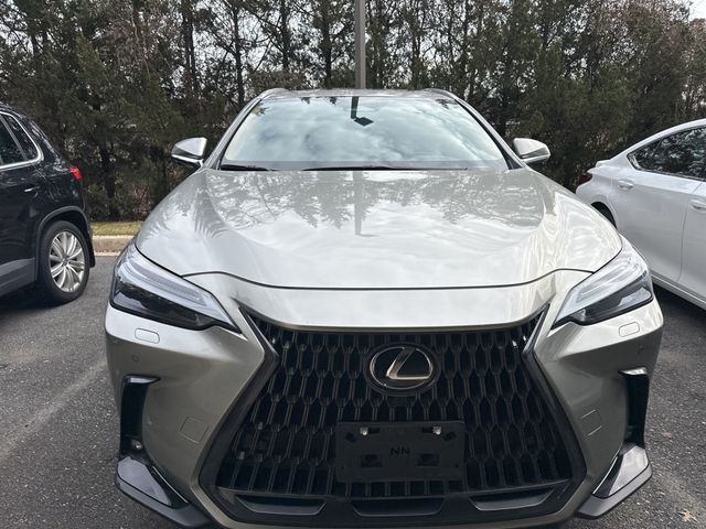 2022 Lexus NX 450h+ Luxury