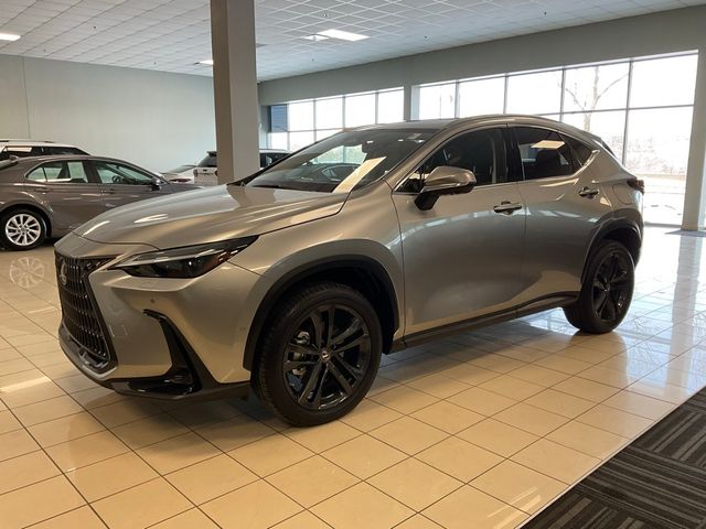 2022 Lexus NX 450h+ Luxury