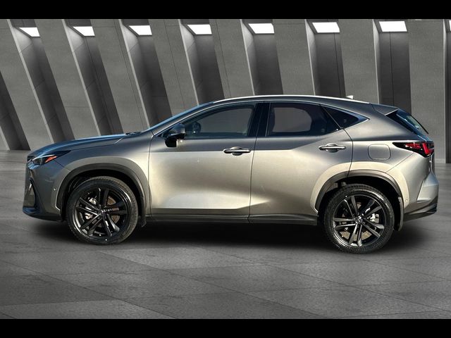 2022 Lexus NX 450h+ Luxury