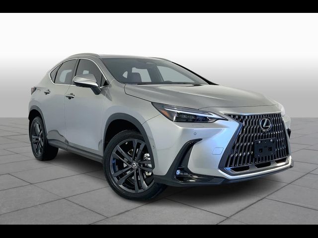 2022 Lexus NX 450h+ Luxury