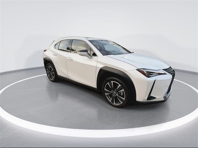 2022 Lexus UX 200