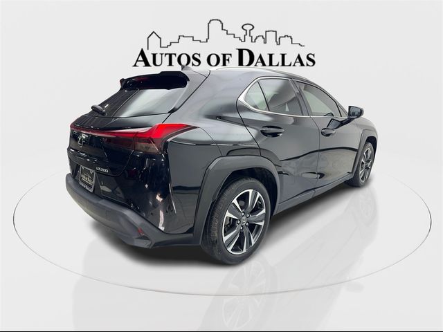 2022 Lexus UX 200