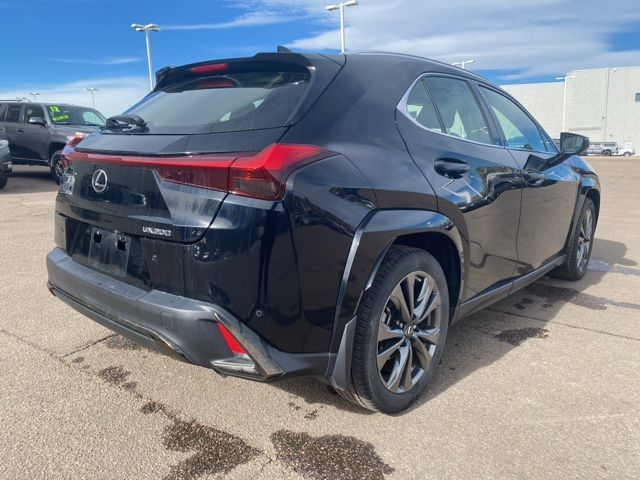 2022 Lexus UX 200 F Sport