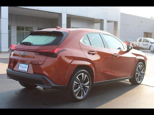 2022 Lexus UX 200