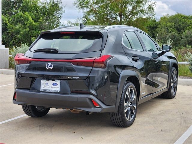 2022 Lexus UX 250h