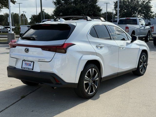 2022 Lexus UX 200