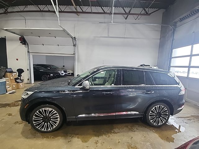 2022 Lincoln Aviator Black Label