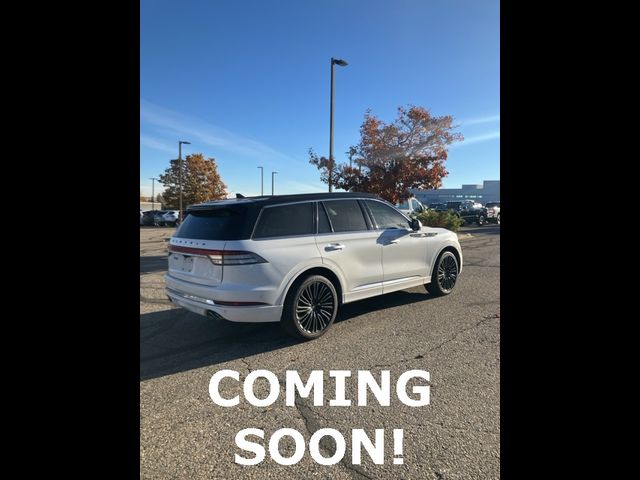 2022 Lincoln Aviator Black Label