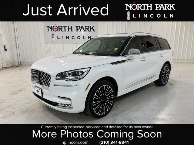 2022 Lincoln Aviator Black Label