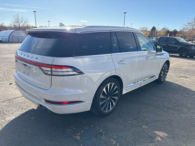 2022 Lincoln Aviator Black Label Grand Touring