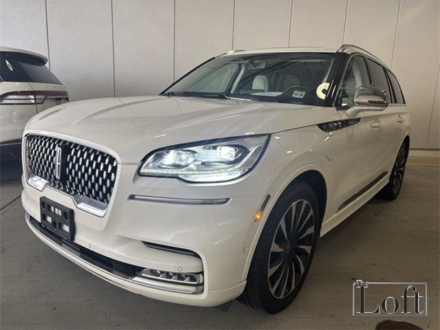 2022 Lincoln Aviator Black Label Grand Touring