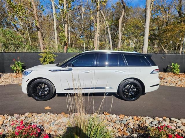 2022 Lincoln Aviator Black Label Grand Touring