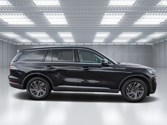 2022 Lincoln Aviator Livery