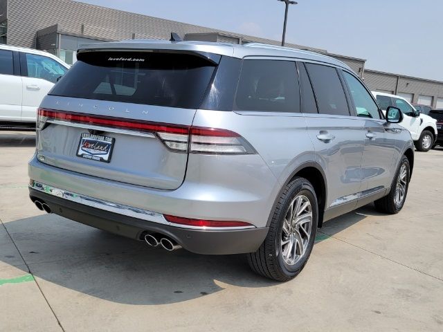 2022 Lincoln Aviator Livery