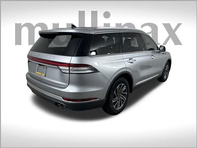 2022 Lincoln Aviator Standard