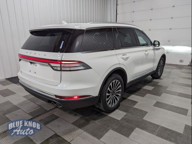 2022 Lincoln Aviator Standard