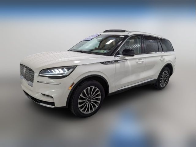 2022 Lincoln Aviator Standard