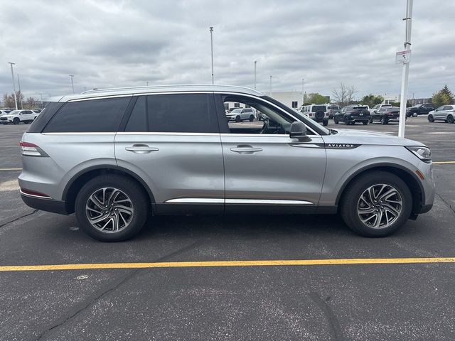 2022 Lincoln Aviator Standard