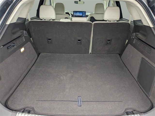 2022 Lincoln Nautilus Black Label