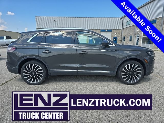 2022 Lincoln Nautilus Black Label