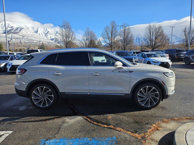 2022 Lincoln Nautilus Reserve