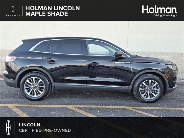 2022 Lincoln Nautilus Standard