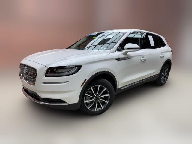 2022 Lincoln Nautilus Standard