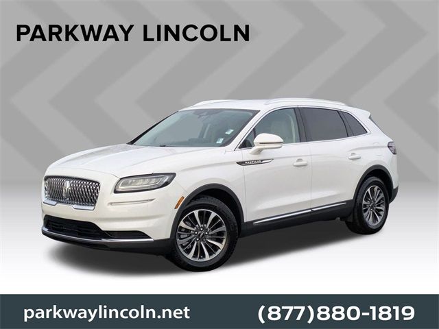 2022 Lincoln Nautilus Standard