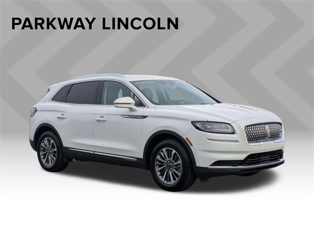 2022 Lincoln Nautilus Standard