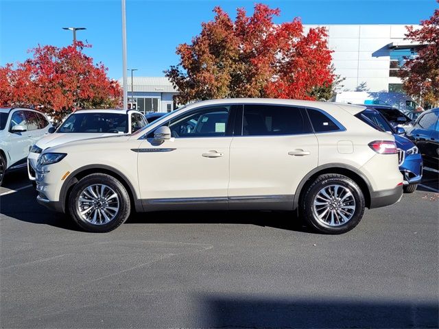 2022 Lincoln Nautilus Standard