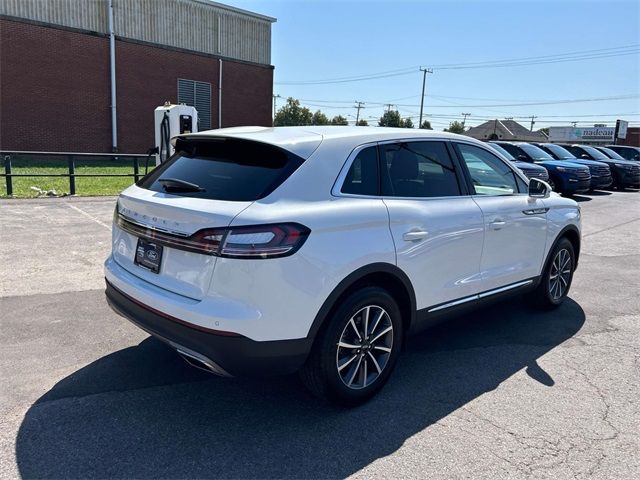 2022 Lincoln Nautilus Standard