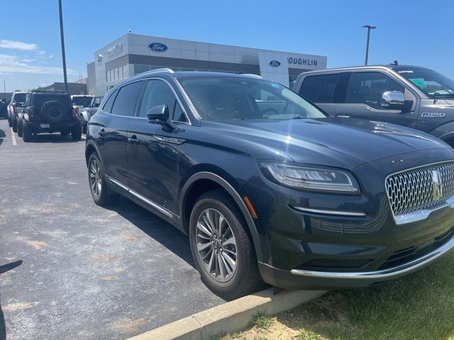 2022 Lincoln Nautilus Standard