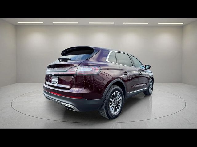 2022 Lincoln Nautilus Standard