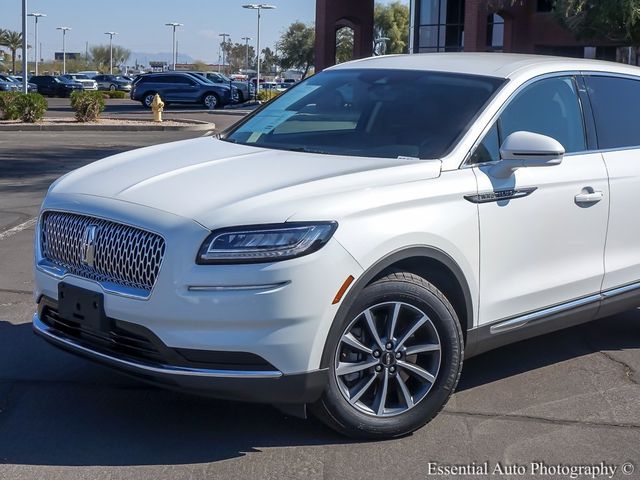 2022 Lincoln Nautilus Standard