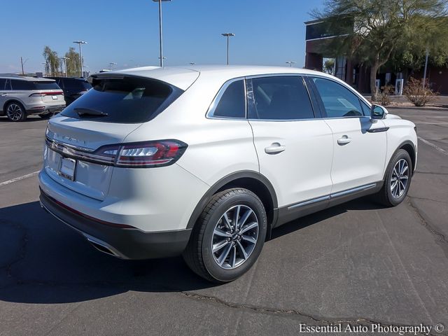 2022 Lincoln Nautilus Standard