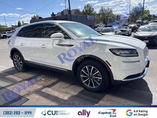 2022 Lincoln Nautilus Standard