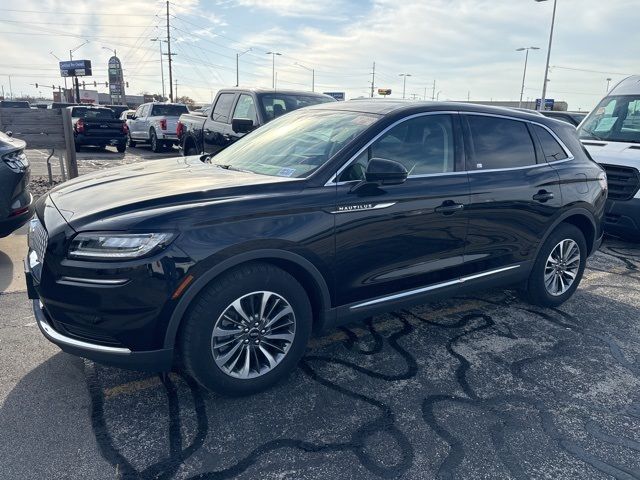 2022 Lincoln Nautilus Standard