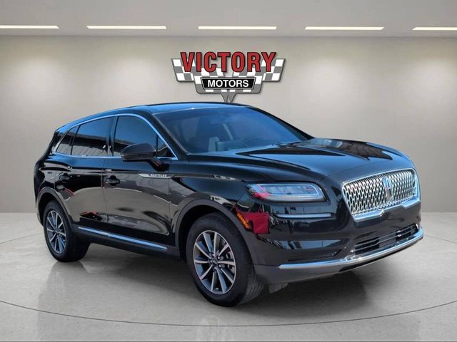 2022 Lincoln Nautilus Standard