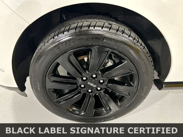 2022 Lincoln Navigator Black Label