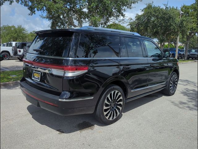 2022 Lincoln Navigator Black Label