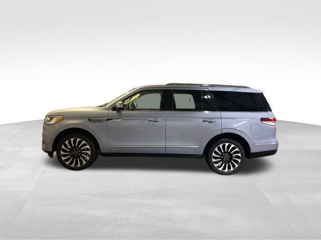 2022 Lincoln Navigator Black Label