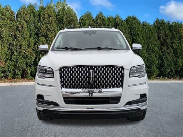 2022 Lincoln Navigator Black Label