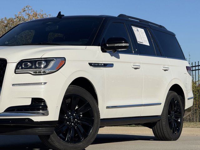 2022 Lincoln Navigator Black Label