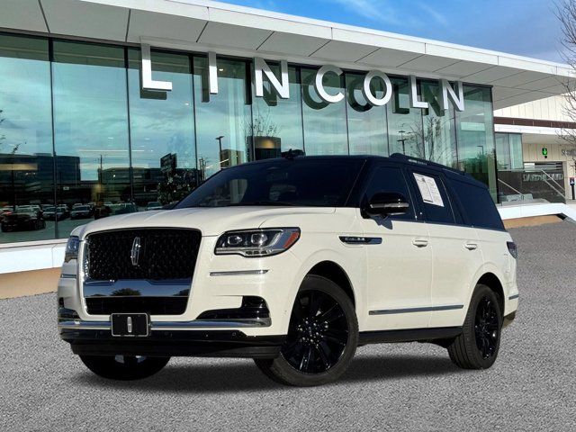 2022 Lincoln Navigator Black Label