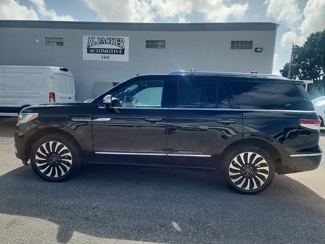 2022 Lincoln Navigator Black Label