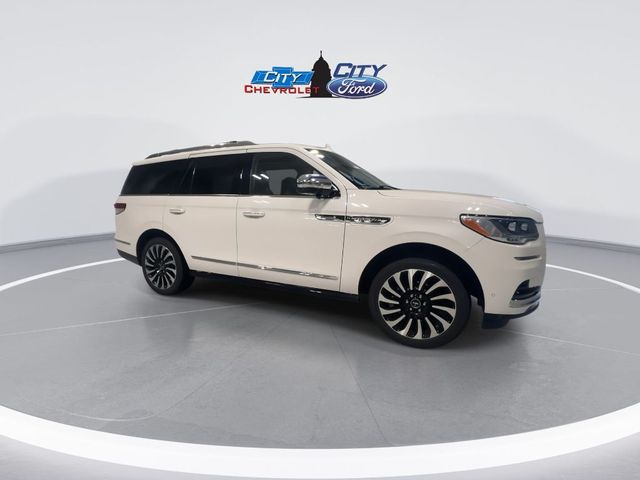 2022 Lincoln Navigator Black Label