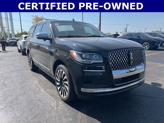 2022 Lincoln Navigator Black Label