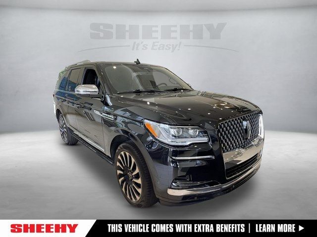 2022 Lincoln Navigator Black Label